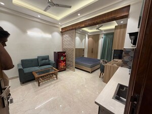 1 BHK Builder Floor For Rent in Sector 52