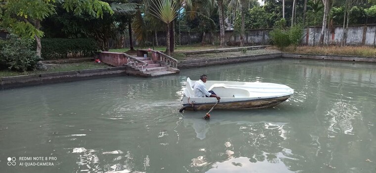 Swimming Pool, kalikapur 6+ Bedroom 2 Acre Penthouse In Kalikapur Kolkata 10555464