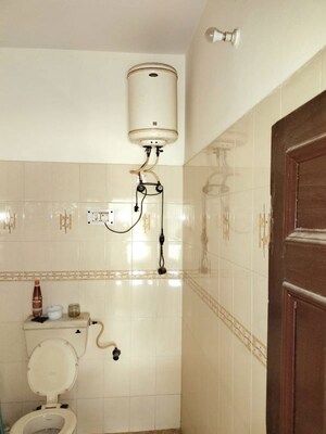 Bathroom in 1 BHK Independent House at Sector 4 – for Rent