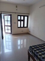 1 BHK + Prayer Room,Servant Room,Study Room,Extra Room,Basement,Store Room 802 Sq.Ft. Independent House in Sector 4