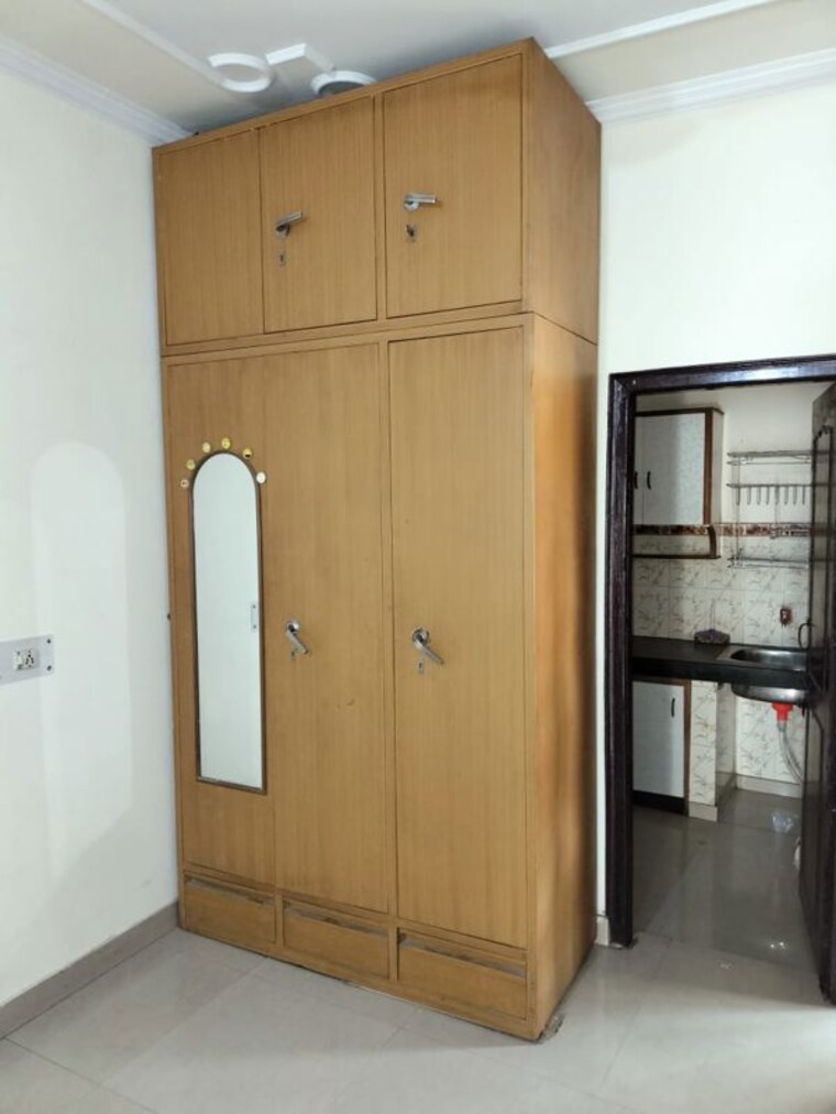 undefined, sector 4 1 Bedroom 802 Sq.Ft. Independent House In Sector 4 Gurgaon 10555491