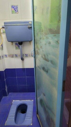 Furnished Amenities in 1 BHK Apartment at Muktai CHS, Sion – for Sale