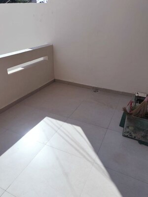 Room in 1 BHK Independent House at Sector 4 – for Rent