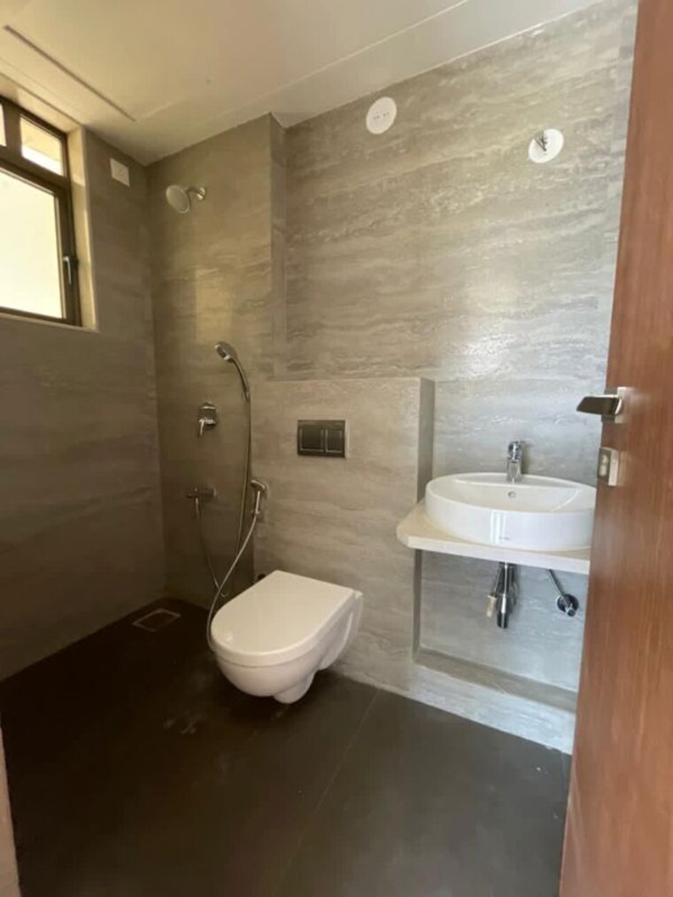 Bathroom, chembur 2 Bedroom 968 Sq.Ft. Apartment In Chembur Mumbai 10555486