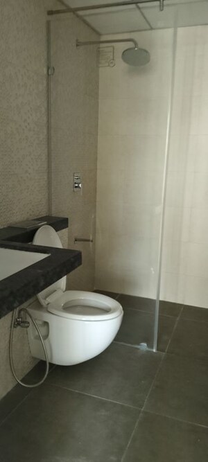 Bathroom in 2 BHK Apartment at Kalpataru Elitus, Mulund West – for Rent