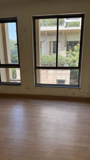 Room in 3 BHK Builder Floor at Palam Vihar Residents Association, Palam Vihar – for Rent