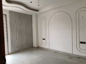 Room in 3 BHK Builder Floor at Palam Vihar Residents Association, Palam Vihar – for Rent