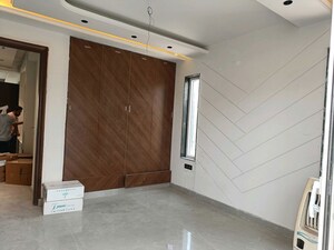 Room in 3 BHK Builder Floor at Palam Vihar Residents Association, Palam Vihar – for Rent