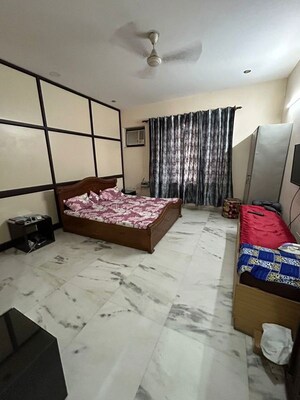 1 BHK Independent House For Rent in Sector 23