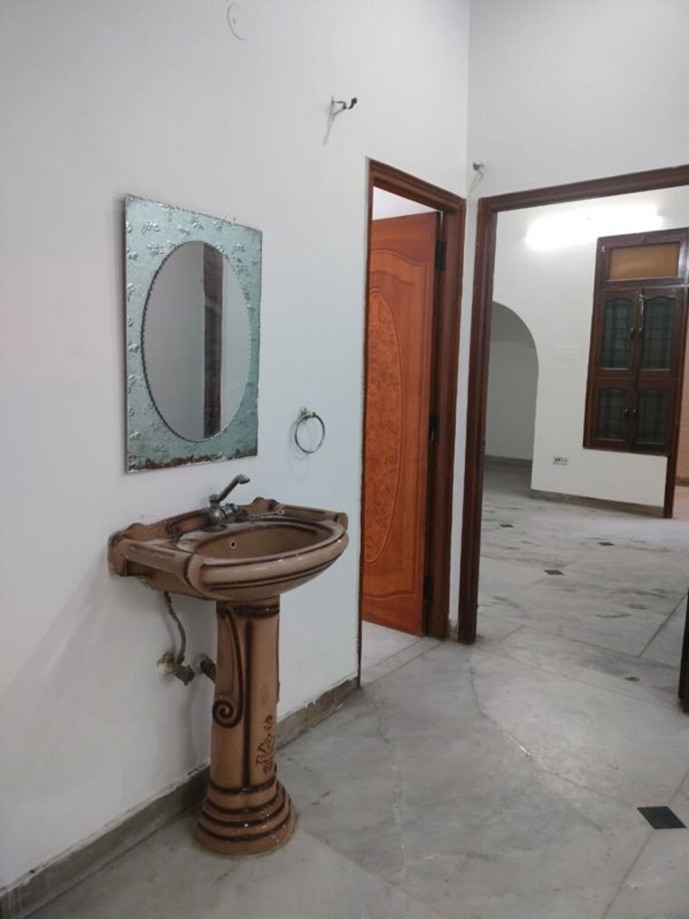 Room, sector 4 1 Bedroom 700 Sq.Ft. Independent House In Sector 4 Gurgaon 10555516