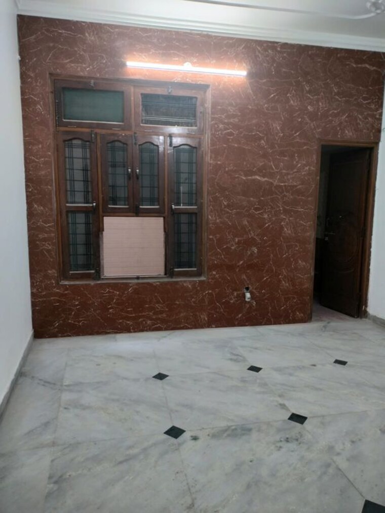 Room, sector 4 1 Bedroom 700 Sq.Ft. Independent House In Sector 4 Gurgaon 10555516