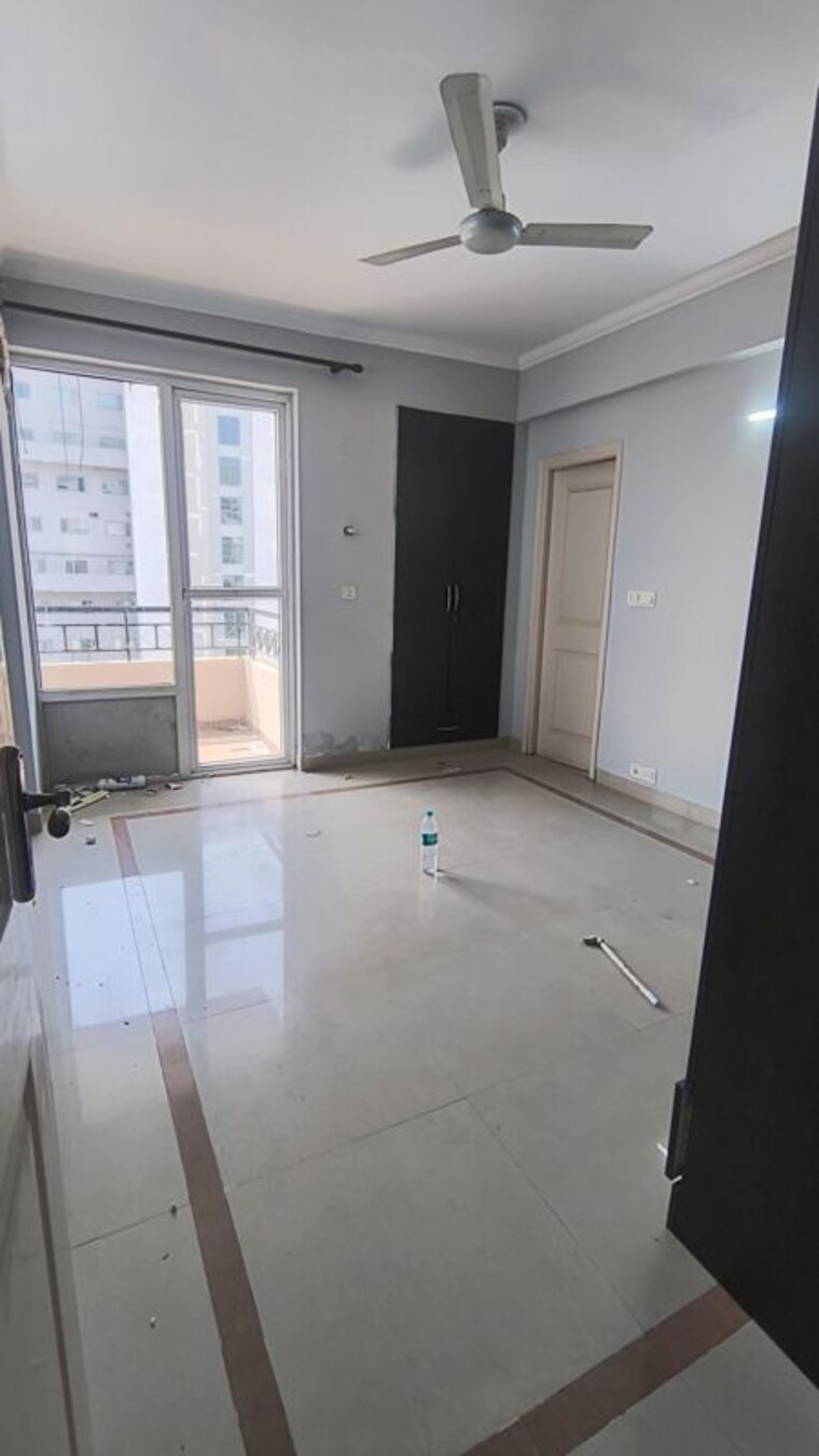 Room, sector 23 3 Bedroom 1520 Sq.Ft. Builder Floor In Sector 23 Gurgaon 10555605
