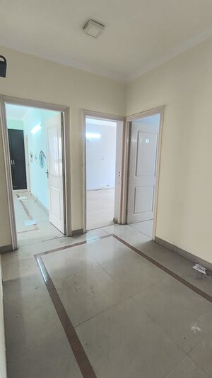 Room in 3 BHK Builder Floor at Sector 23 – for Rent