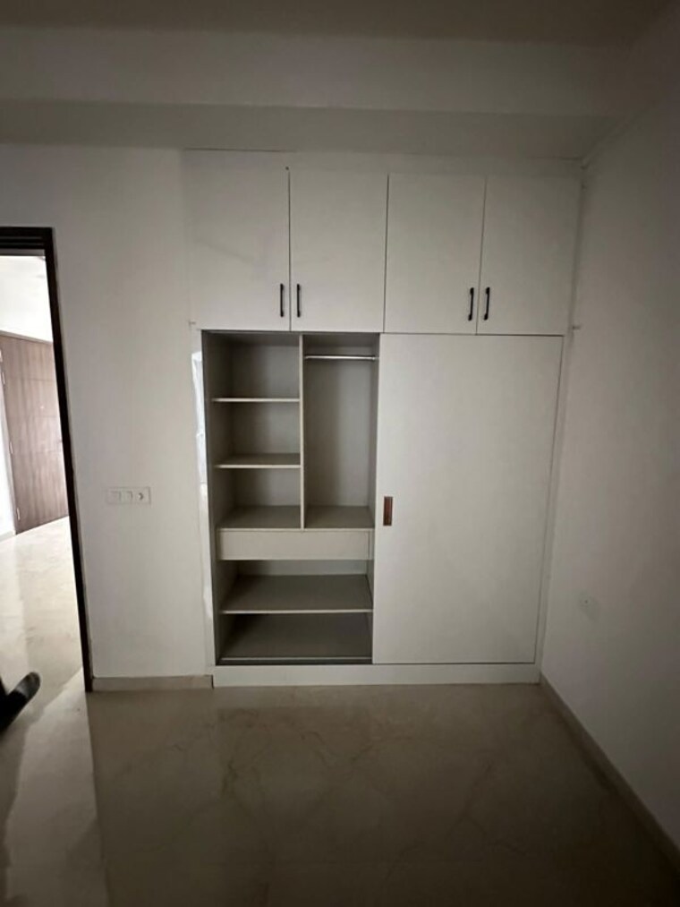 Bathroom, smart-world-orchard 3 Bedroom 1712 Sq.Ft. Builder Floor In Sector 61 Gurgaon 10555606