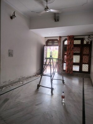Living Room in 1 BHK Independent House at Sector 4 – for Rent