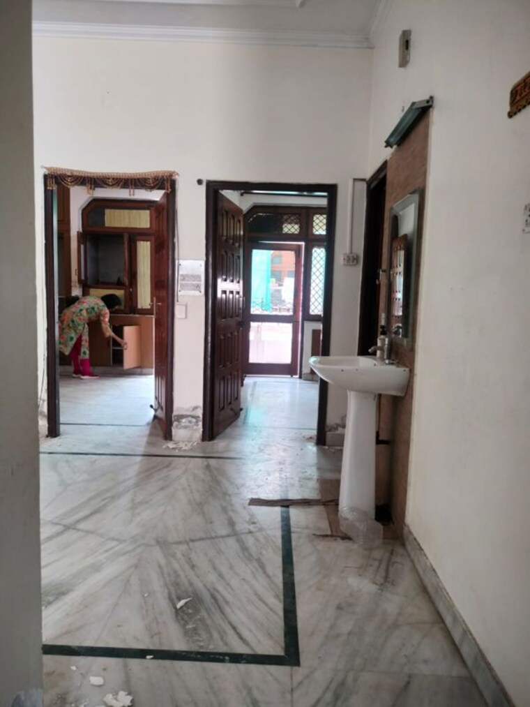 Room, sector 4 1 Bedroom 825 Sq.Ft. Independent House In Sector 4 Gurgaon 10555612