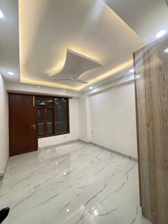 2 BHK Builder Floor For Rent in Chattarpur