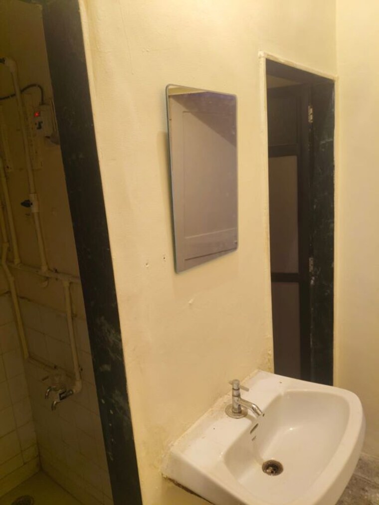 Bathroom, tulsi-pooja-chs 2 Bedroom 950 Sq.Ft. Apartment In New Panvel East Navi Mumbai 10440921