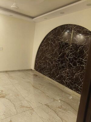 3 BHK Builder Floor For Rent in Dhakoli