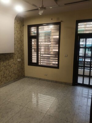 Room in 3 BHK Builder Floor at Dhakoli – for Rent