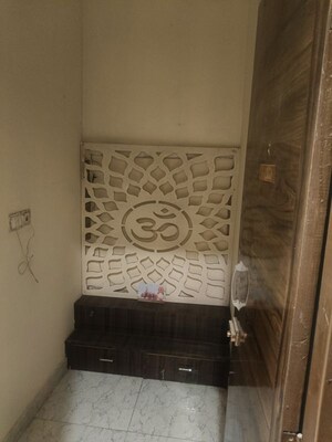  3 BHK Builder Floor at Dhakoli – for Rent
