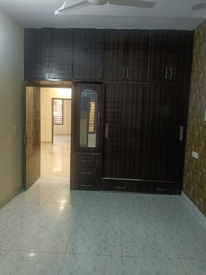 Room in 3 BHK Builder Floor at Dhakoli – for Rent