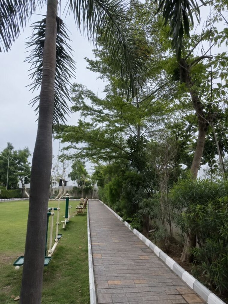 Garden, besa 2 Bedroom 940 Sq.Ft. Apartment In Besa Nagpur 10555640