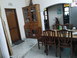 Living Room in 3 BHK Builder Floor at Sector 21 – for Rent