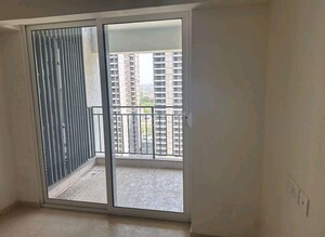 2 BHK Apartment For Rent in Godrej Woods, Sector 43