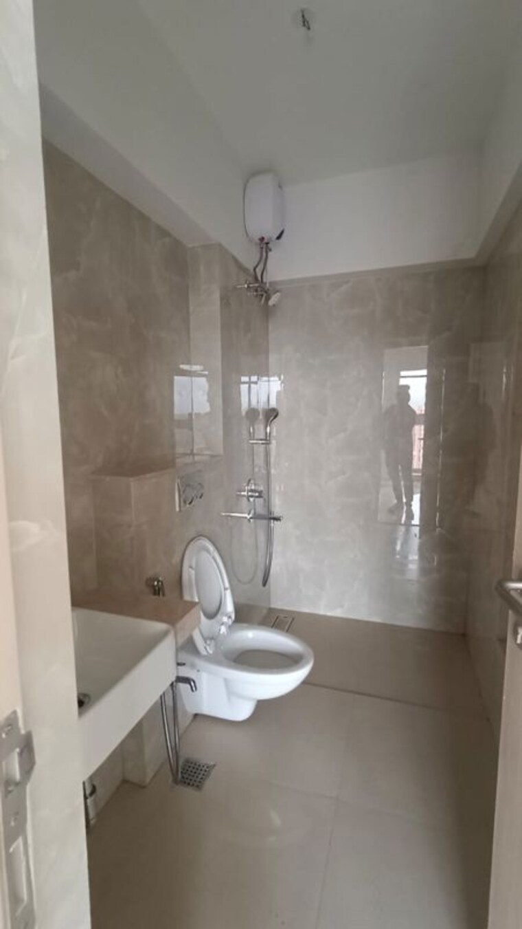 Bathroom, l-t-rejuve-360-tower-a 3.5 Bedroom 1330 Sq.Ft. Apartment In Mulund West Mumbai 10555614