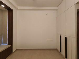 Room in 3 BHK Apartment at Bhartiya Nikoo Homes Phase 2, Thanisandra Main Road – for Rent