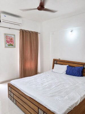 Bedroom in 2 BHK Apartment at Nyati Evara 2, Undri – for Rent