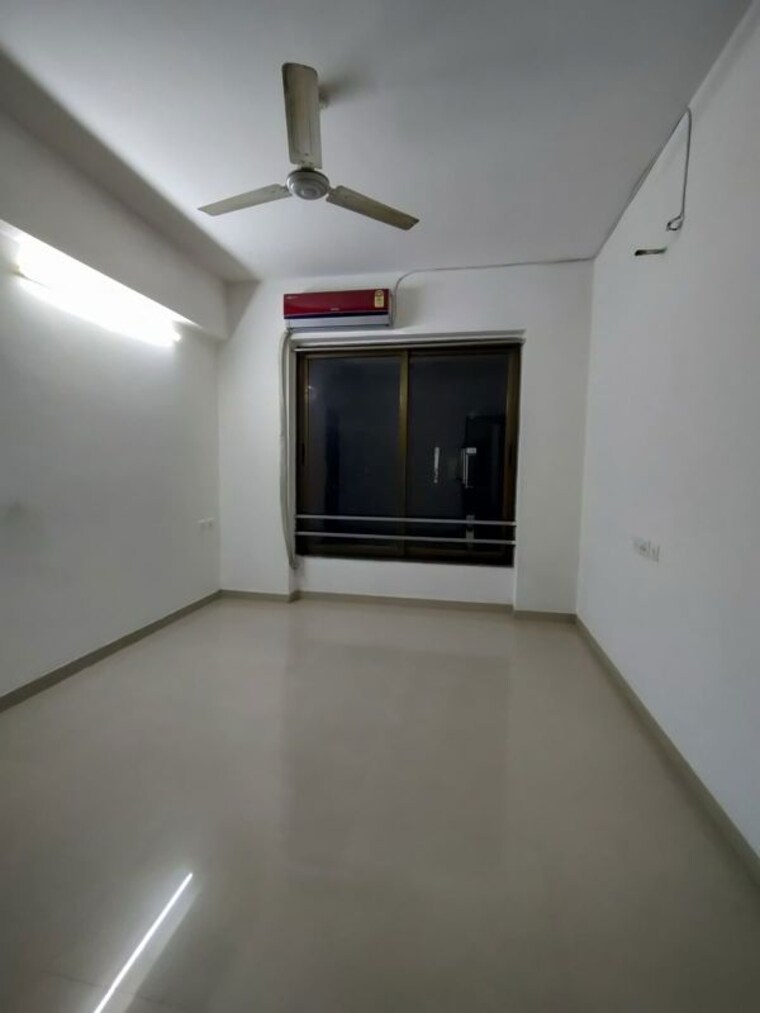 Room, ganesh-malabar-county-ii 3 Bedroom 1550 Sq.Ft. Apartment In Near Nirma University On Sg Highway Ahmedabad 10555667
