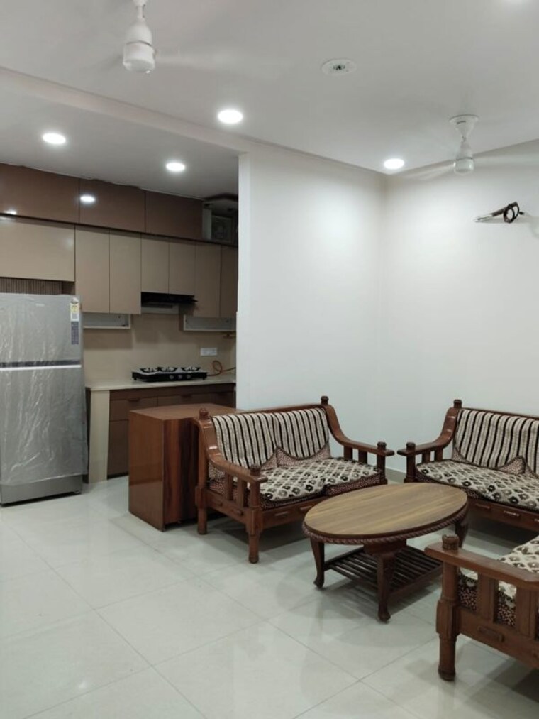 Living Room, dwarka mor 3 Bedroom 950 Sq.Ft. Builder Floor In Dwarka Mor Delhi 10555677