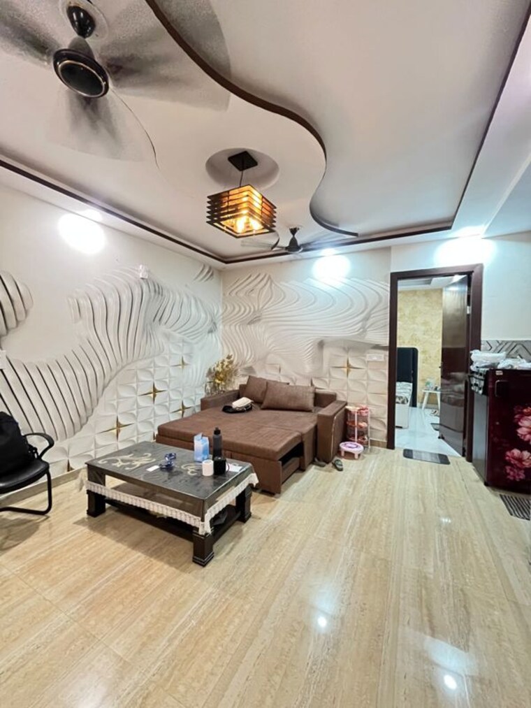 Team Area, dwarka mor 3 Bedroom 950 Sq.Ft. Builder Floor In Dwarka Mor Delhi 10555677