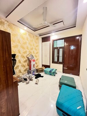 Bedroom in 3 BHK Builder Floor at Dwarka Mor – for Rent