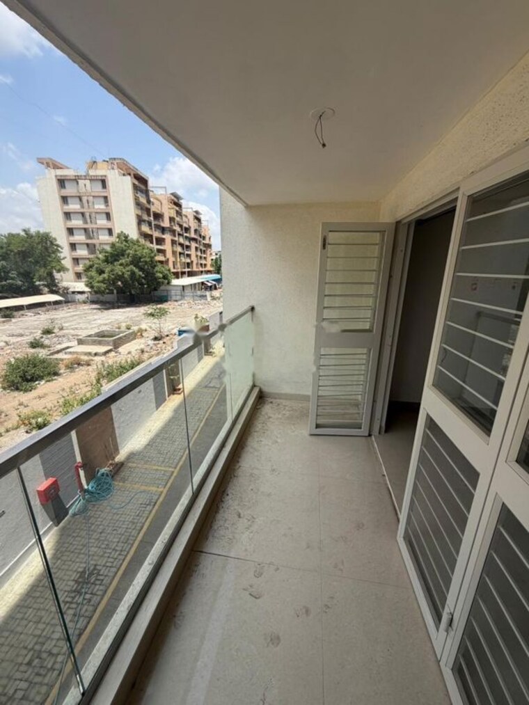 Balcony, goyal-my-homes-wakad 2.5 Bedroom 1200 Sq.Ft. Apartment In Wakad Pune 10555697