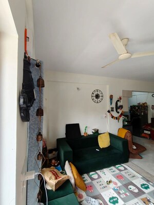 Team Area in 2 BHK Apartment at Prashanth Nilaya, Yemalur – for Rent