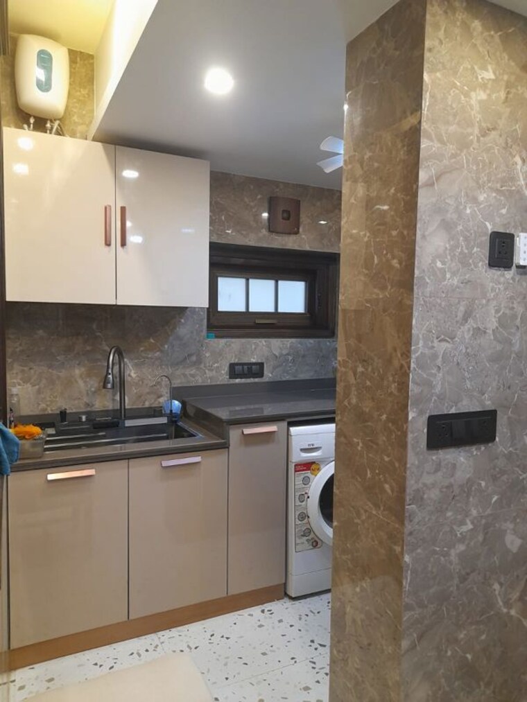 Kitchen, malviya nagar 3 Bedroom 200 Sq.Yd. Builder Floor In Malviya Nagar Delhi 10555711