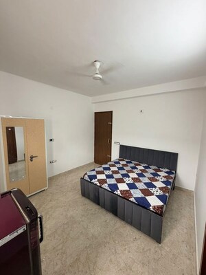 Bedroom in 1 RK Builder Floor at Sector 40 – for Rent