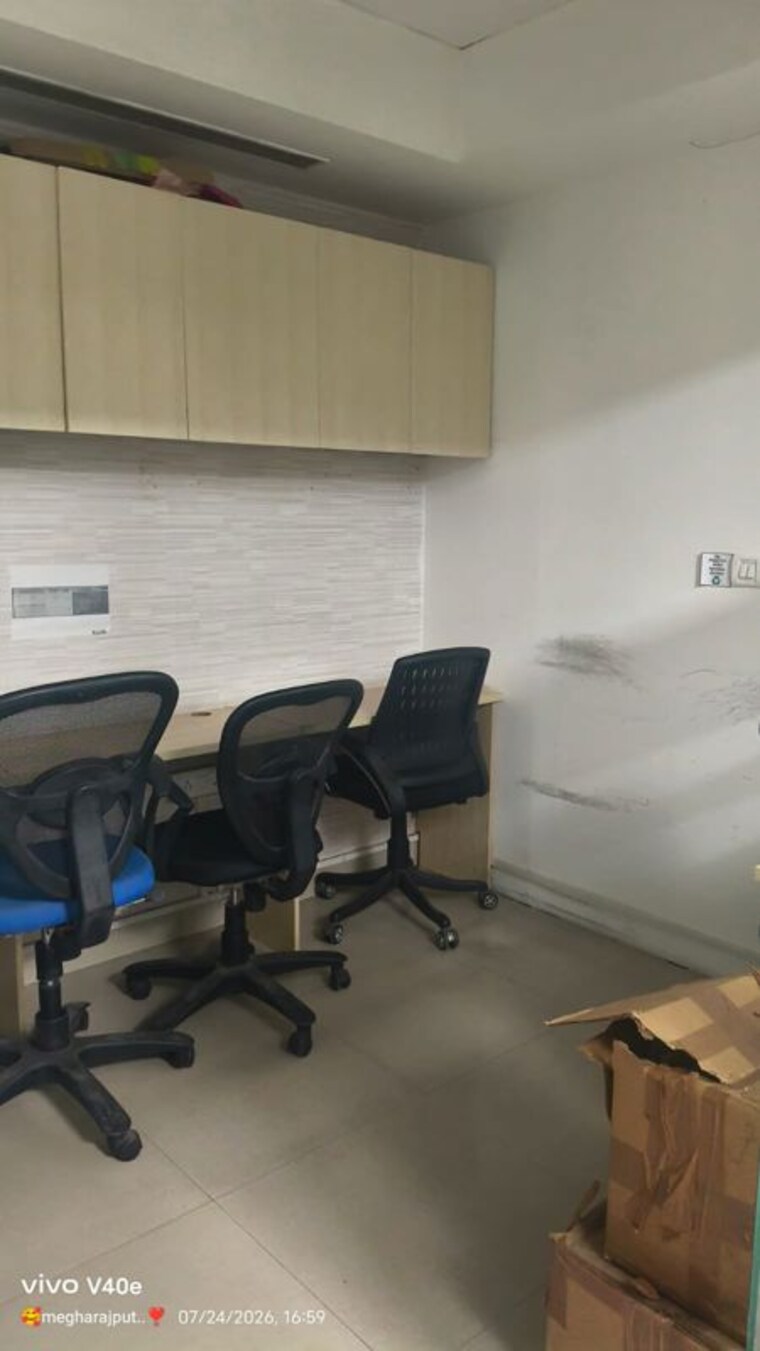 Team Area, ild-trade-centre Commercial Office Space 2200 Sq.Ft. In Sector 47 Gurgaon 10555728