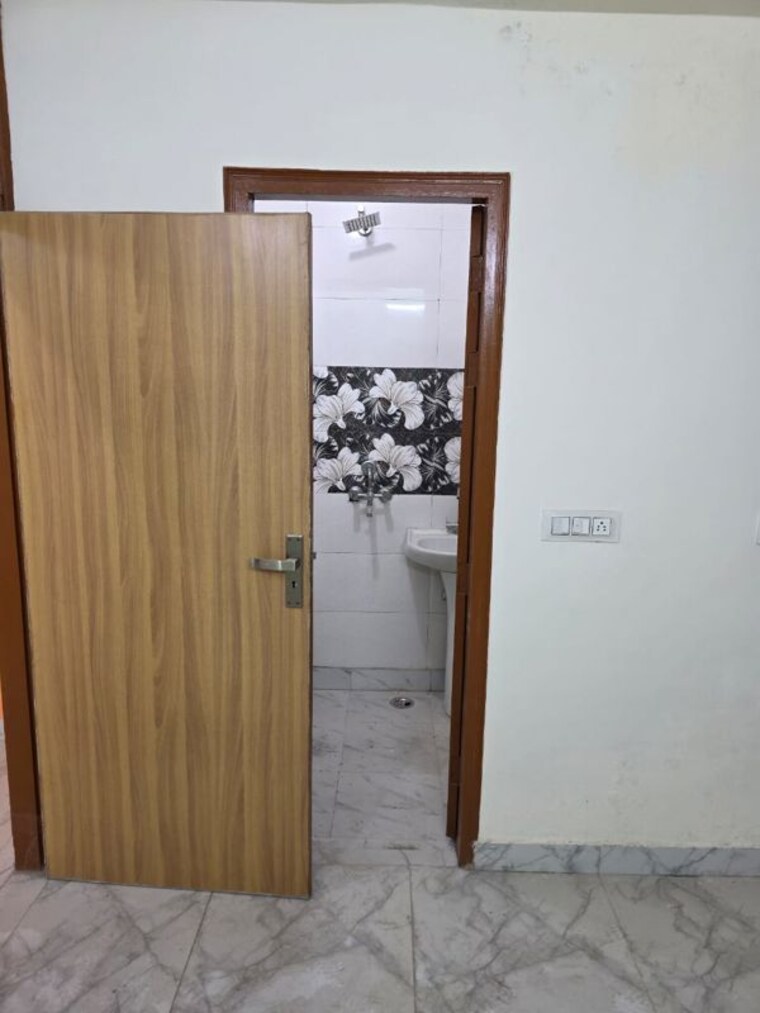 Room, neb sarai 2 Bedroom 450 Sq.Ft. Builder Floor In Neb Sarai Delhi 10555745