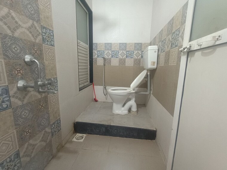 Bathroom, platinum-regalo 2 Bedroom 1100 Sq.Ft. Apartment In Ulwe Navi Mumbai 10549561