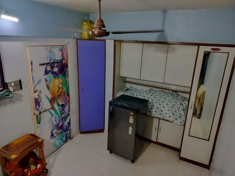 Living Room, swastik-park-chs 2 Bedroom 800 Sq.Ft. Apartment In Ghodbunder Road Thane 10555750