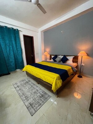 Bedroom in 1 RK Builder Floor at Sector 30 – for Rent