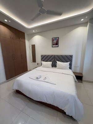 Bedroom in 1 BHK Builder Floor at Sector 45 – for Rent