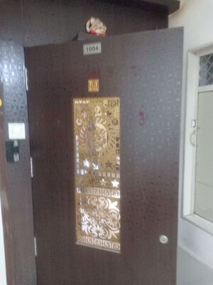 Furnished Amenities in 2.5 BHK Apartment at Rosa Oasis Ph 2, Ghodbunder Road – for Sale