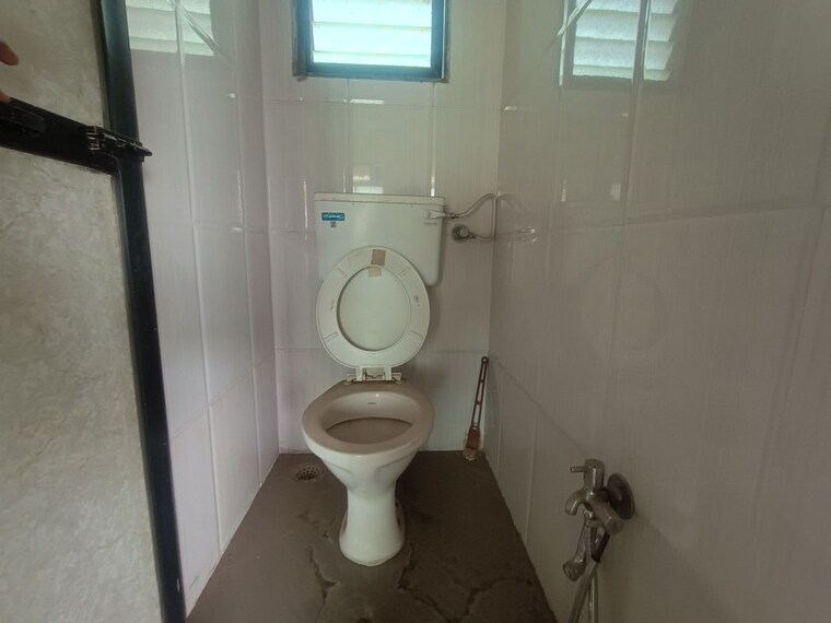 Bathroom, shree-raj-madhusudan-apartment 1 Bedroom 700 Sq.Ft. Apartment In Ulwe Navi Mumbai 10554471
