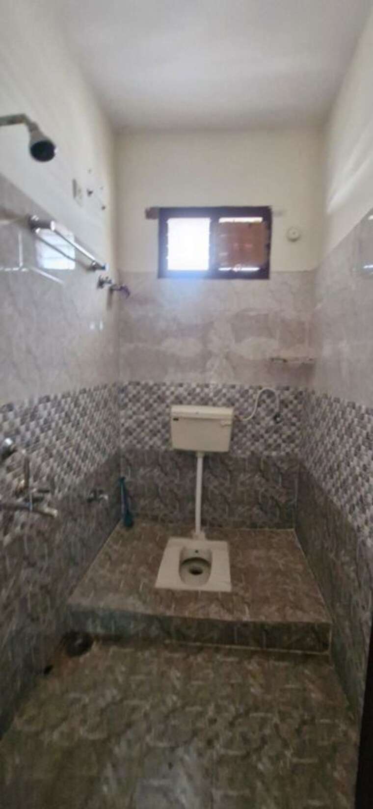 Bathroom, kondapur 2 Bedroom 1350 Sq.Ft. Builder Floor In Kondapur Hyderabad 10555799