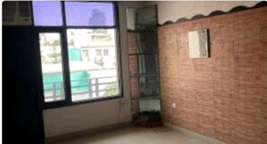 Room in 2 BHK Apartment at Butler Colony – for Rent